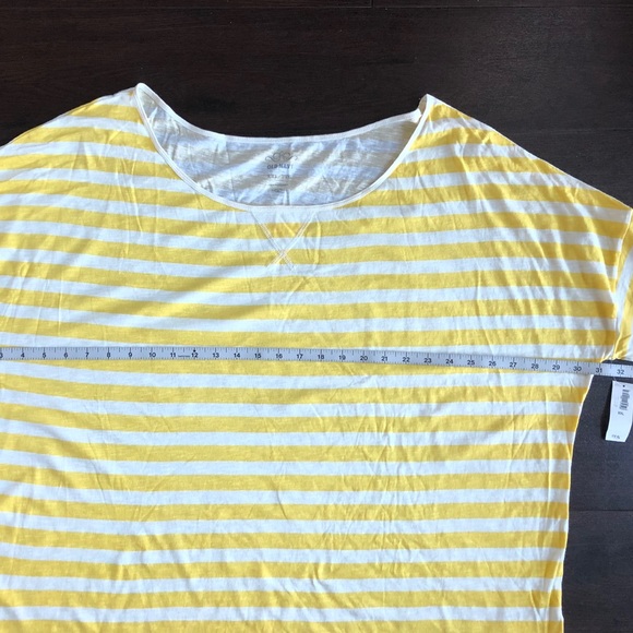 🆕 PLUS // Yellow & White Striped Top - Picture 5 of 6